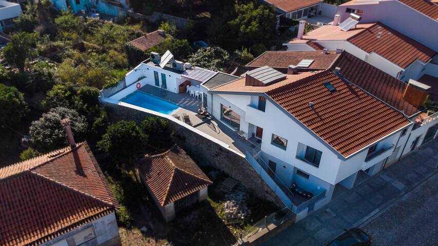 Romantic Pool House Vila do Conde gallery image 2