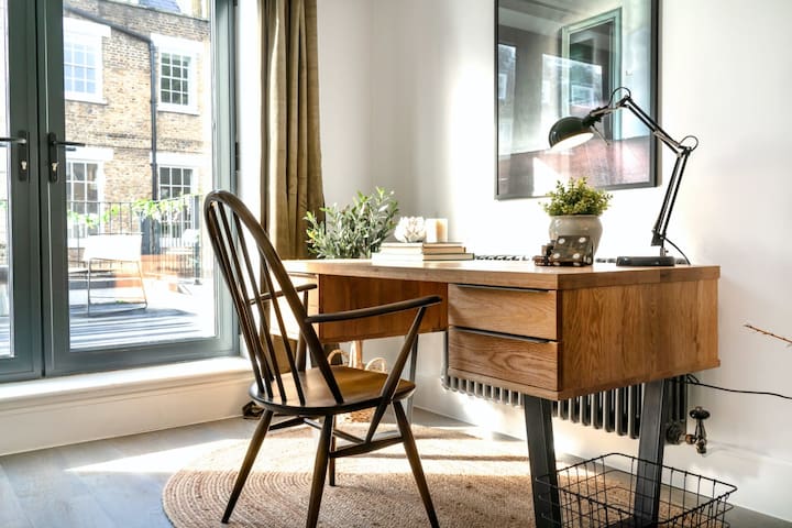 Luxury Penthouse with Terrace in Bloomsbury gallery image 5