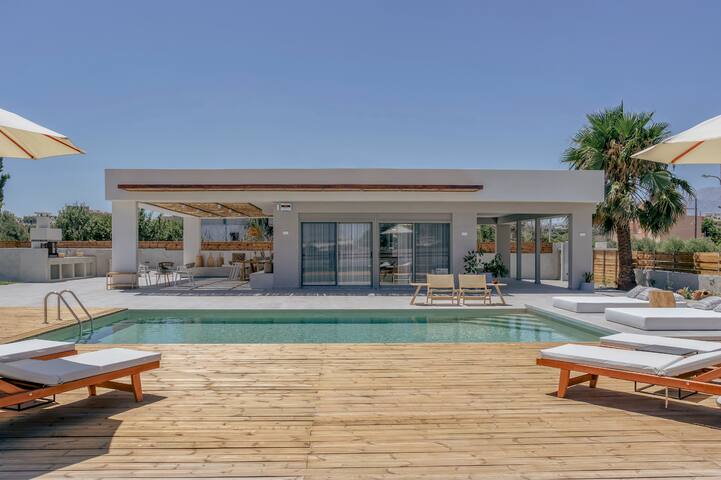 Athena Luxury Villa by Estia gallery image 2