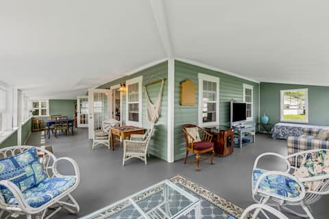 Rays On The River: Enjoy Fall by the Water!