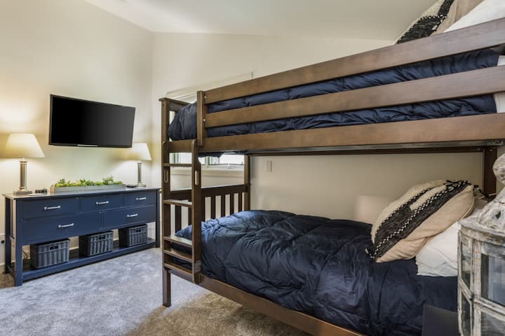 1546 Matterhorn Cir 5 MLS-15