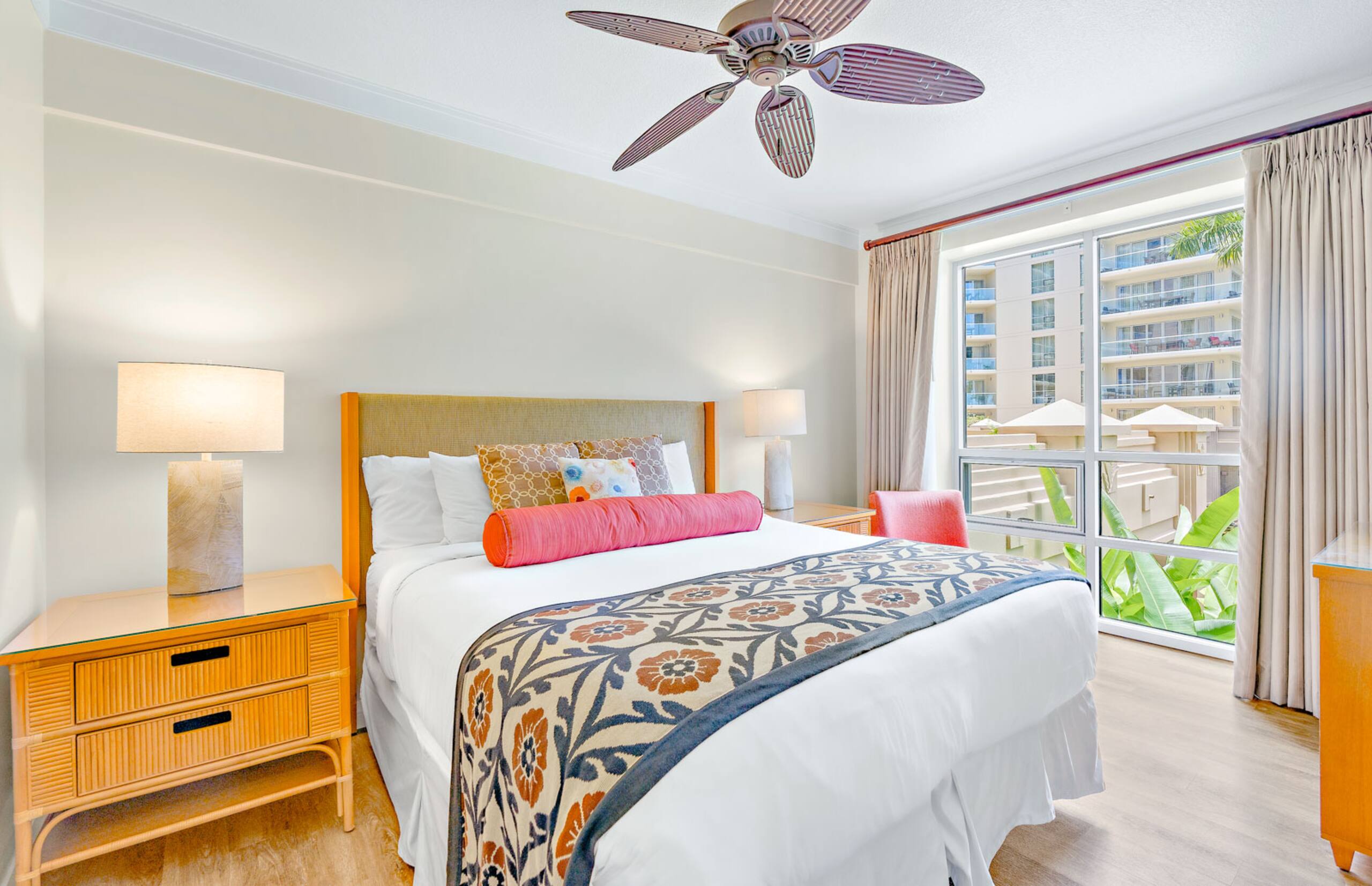 Condo in Lahaina · ★4.67 · 4 bedrooms · 6 beds · 4 baths - Image 17