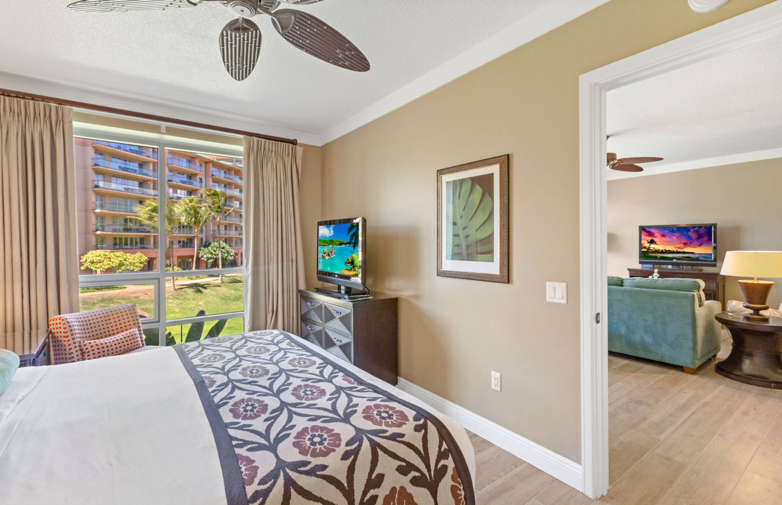 Condo in Lahaina · ★4.67 · 4 bedrooms · 6 beds · 4 baths - Image 36