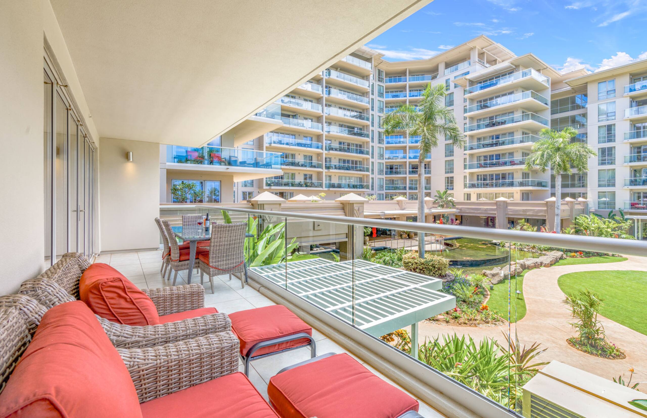 Condo in Lahaina · ★4.67 · 4 bedrooms · 6 beds · 4 baths - Image 3