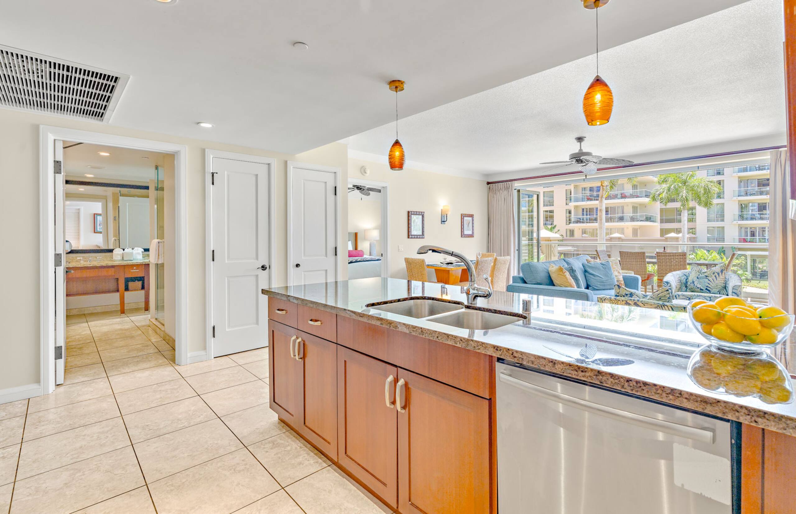 Condo in Lahaina · ★4.67 · 4 bedrooms · 6 beds · 4 baths - Image 7