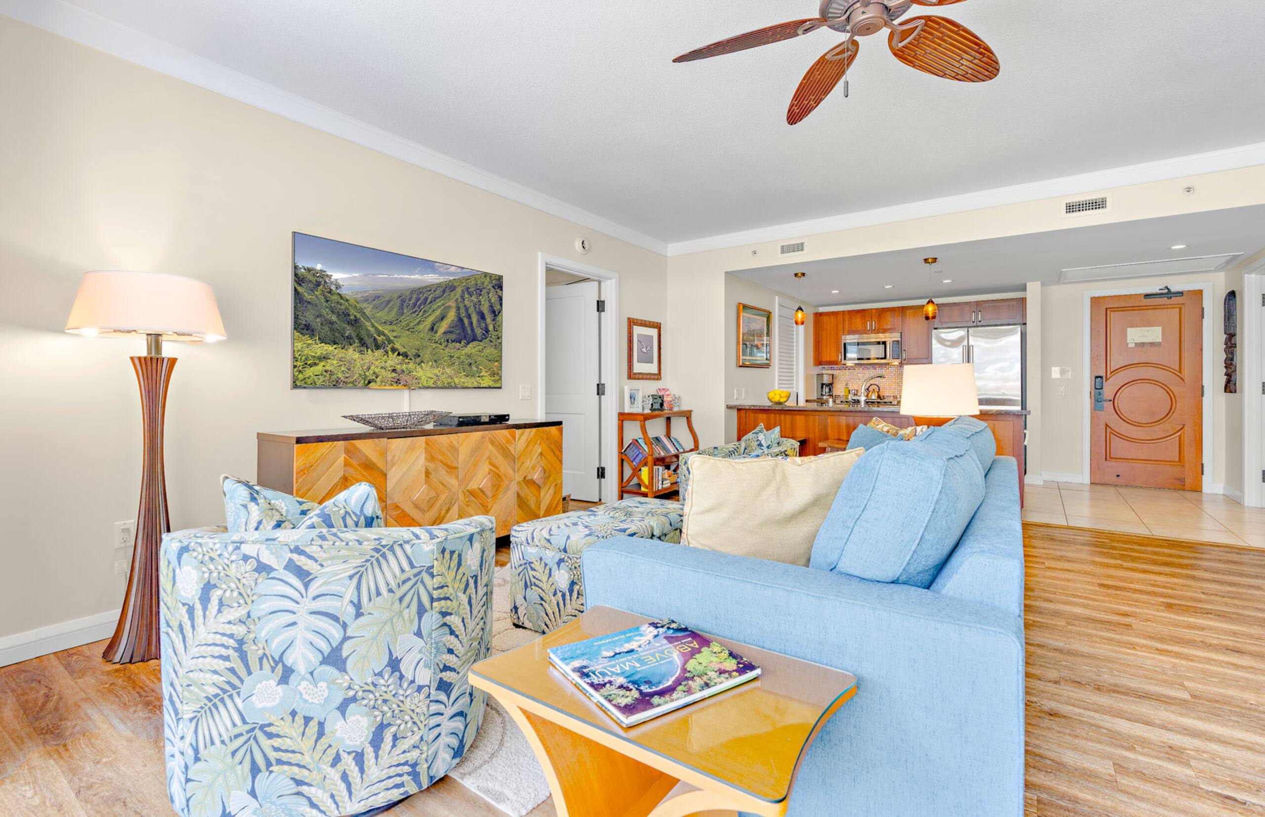 Condo in Lahaina · ★4.67 · 4 bedrooms · 6 beds · 4 baths - Image 11