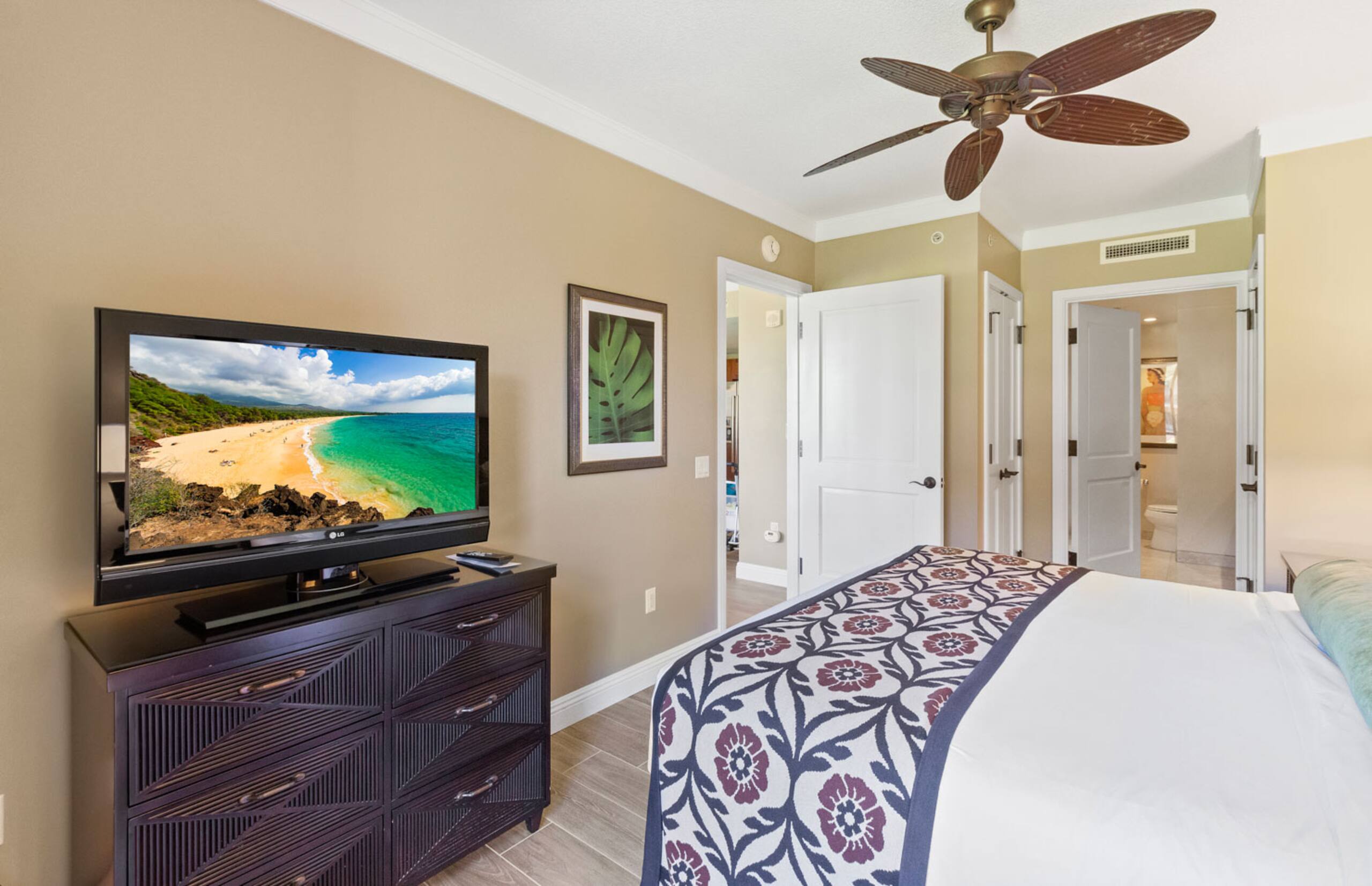 Condo in Lahaina · ★4.67 · 4 bedrooms · 6 beds · 4 baths - Image 35