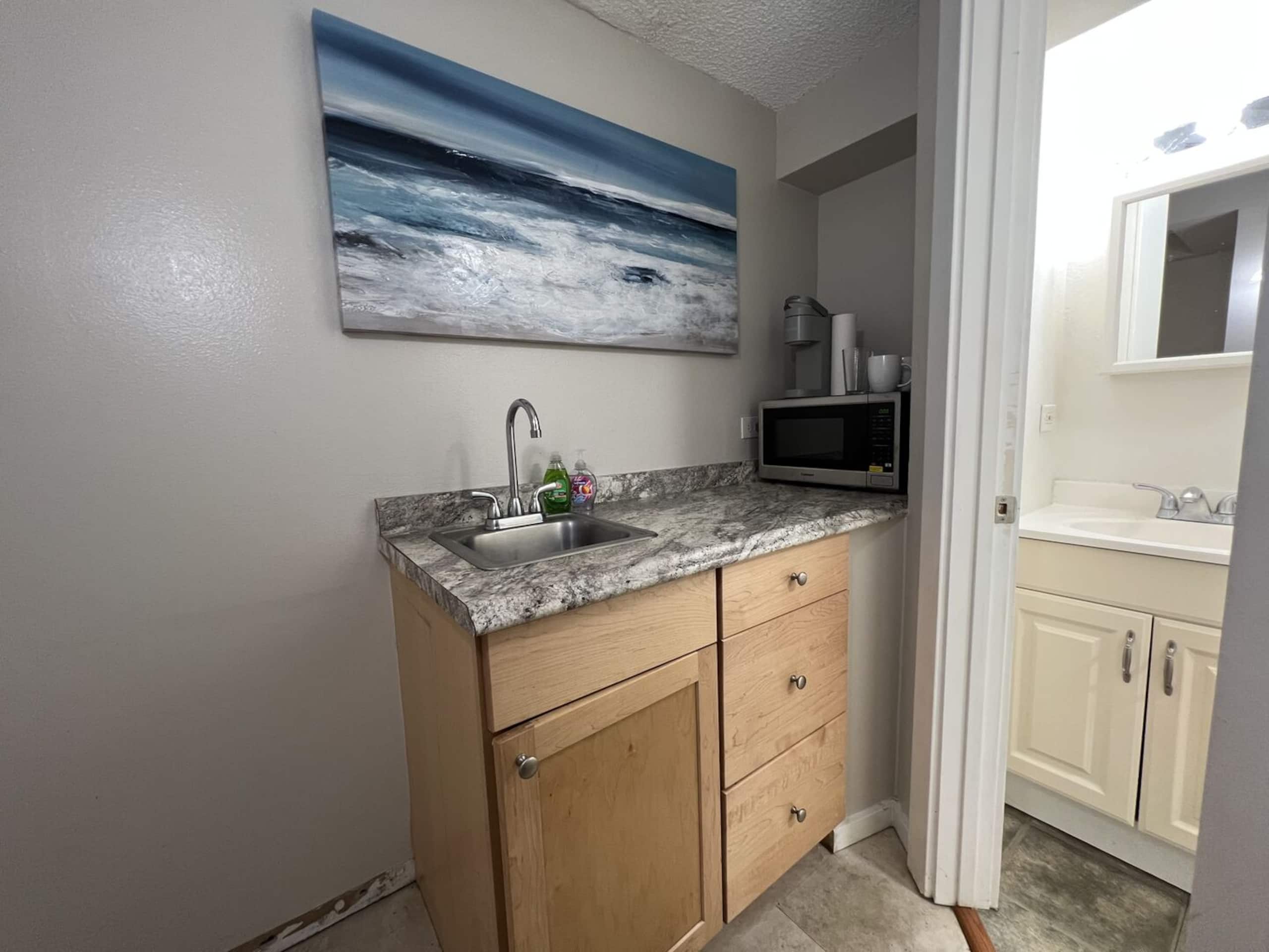Condo in Honolulu · ★4.63 · 1 bedroom · 1 bed · 1 bath - Image 8