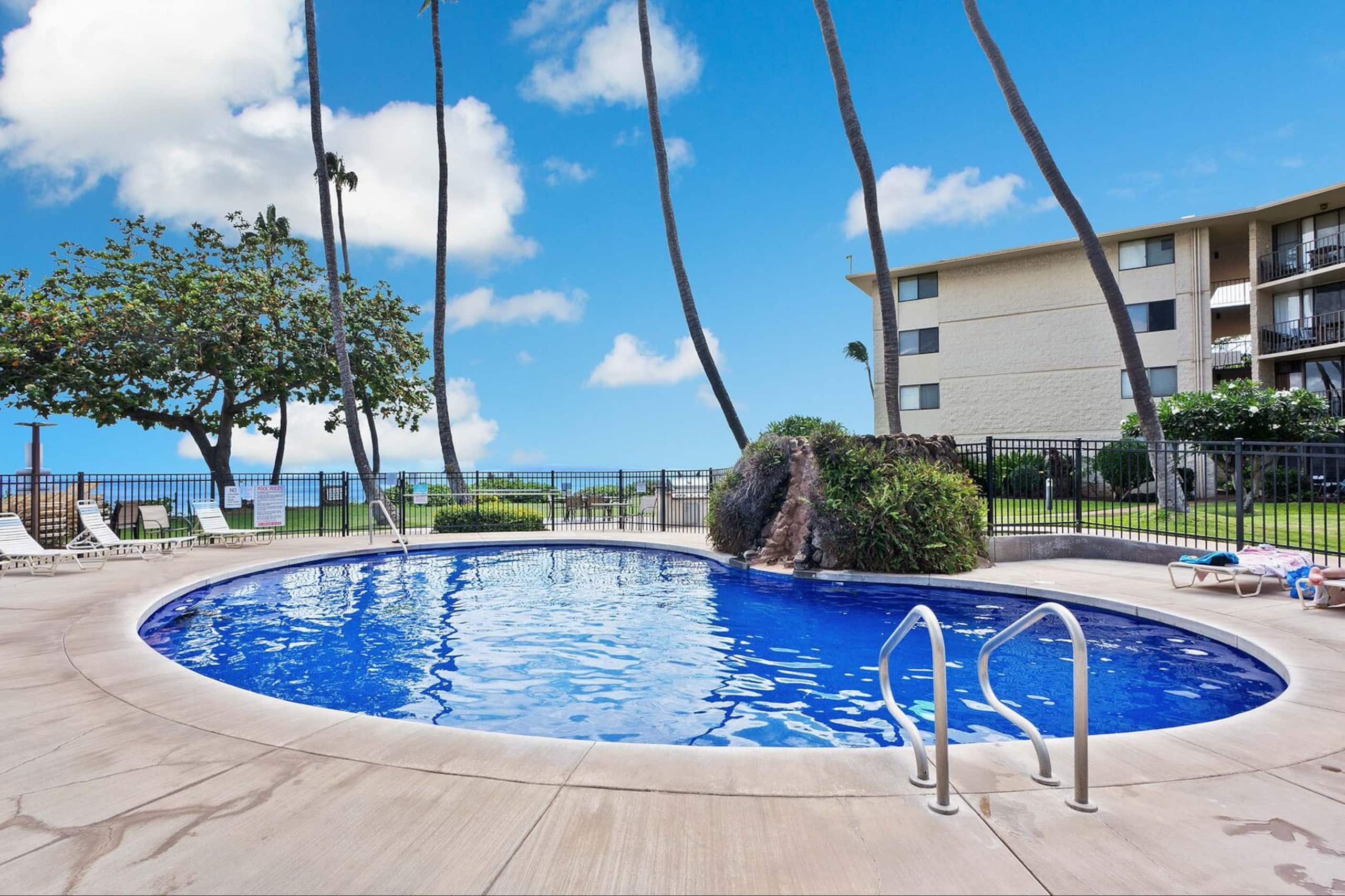 Condo in Wailuku · ★4.88 · 2 bedrooms · 3 beds · 2 baths - Image 31