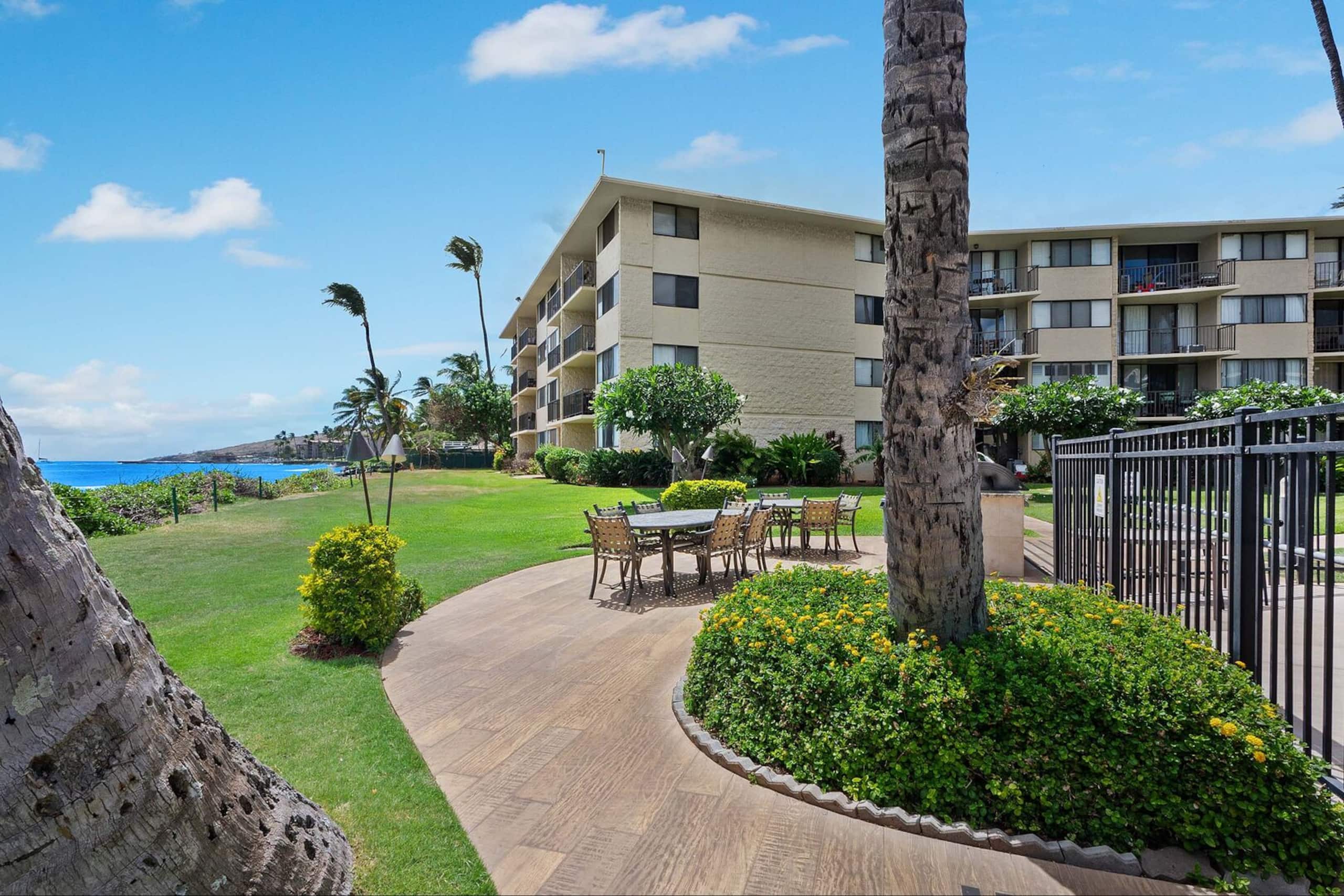 Condo in Wailuku · ★4.88 · 2 bedrooms · 3 beds · 2 baths - Image 35