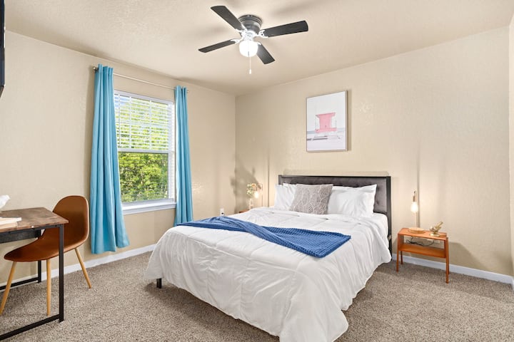 4ème chambre avec lit queen.