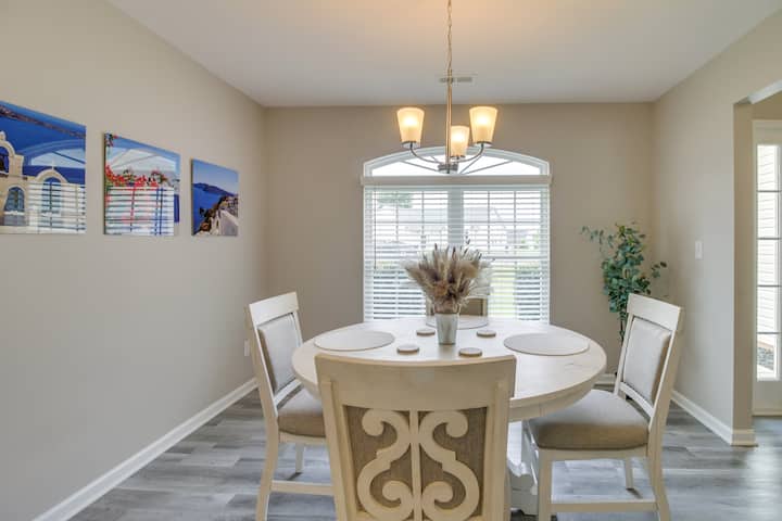Cozy North Carolina Abode - Minutes from Downtown!