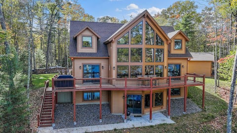 Eagles Bluff - 6 Br Lakefront Cabin on 20 acres