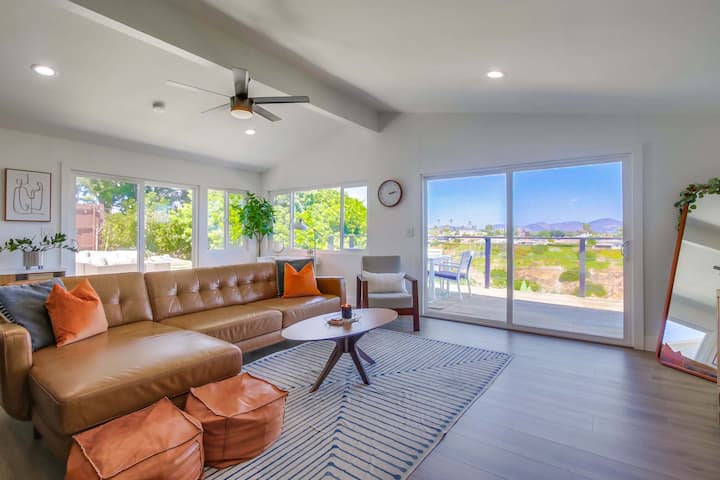 The San Diego Sunrise Abode - San Diego, CA