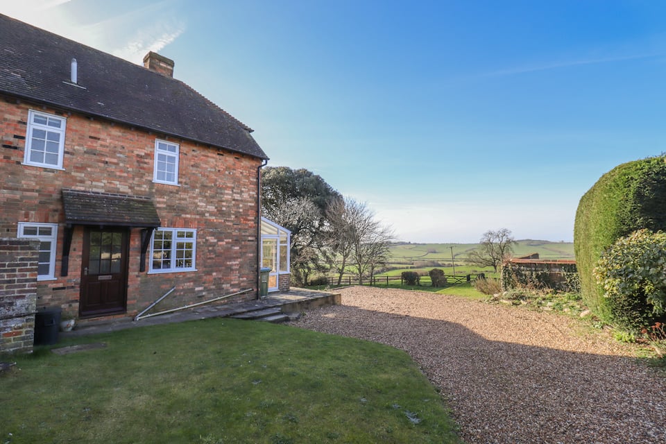 Orchard Cottage — photo 1