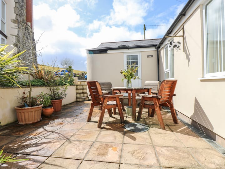 Mynheer Farm Bowji - Redruth