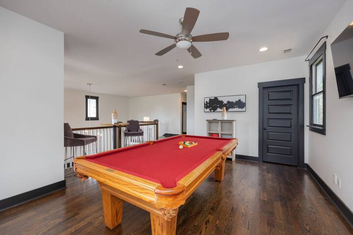 East Nashville | Pool Table & Yard | 30 Day Min gallery image 5