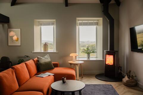 Tranquil Stone Barn in Kirkby Stephen