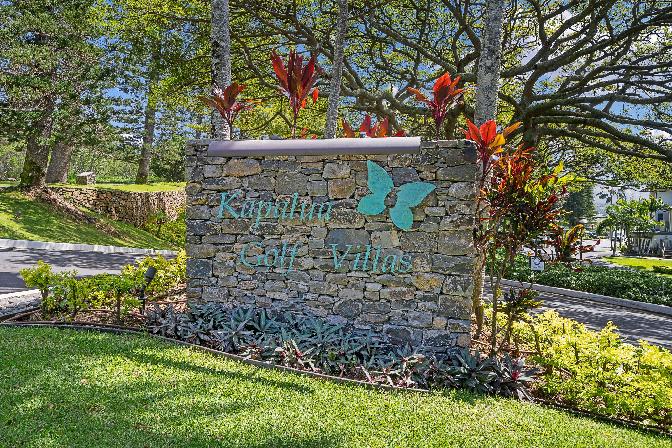 Condo in Lahaina · ★4.83 · 1 bedroom · 2 beds · 2 baths - Image 46