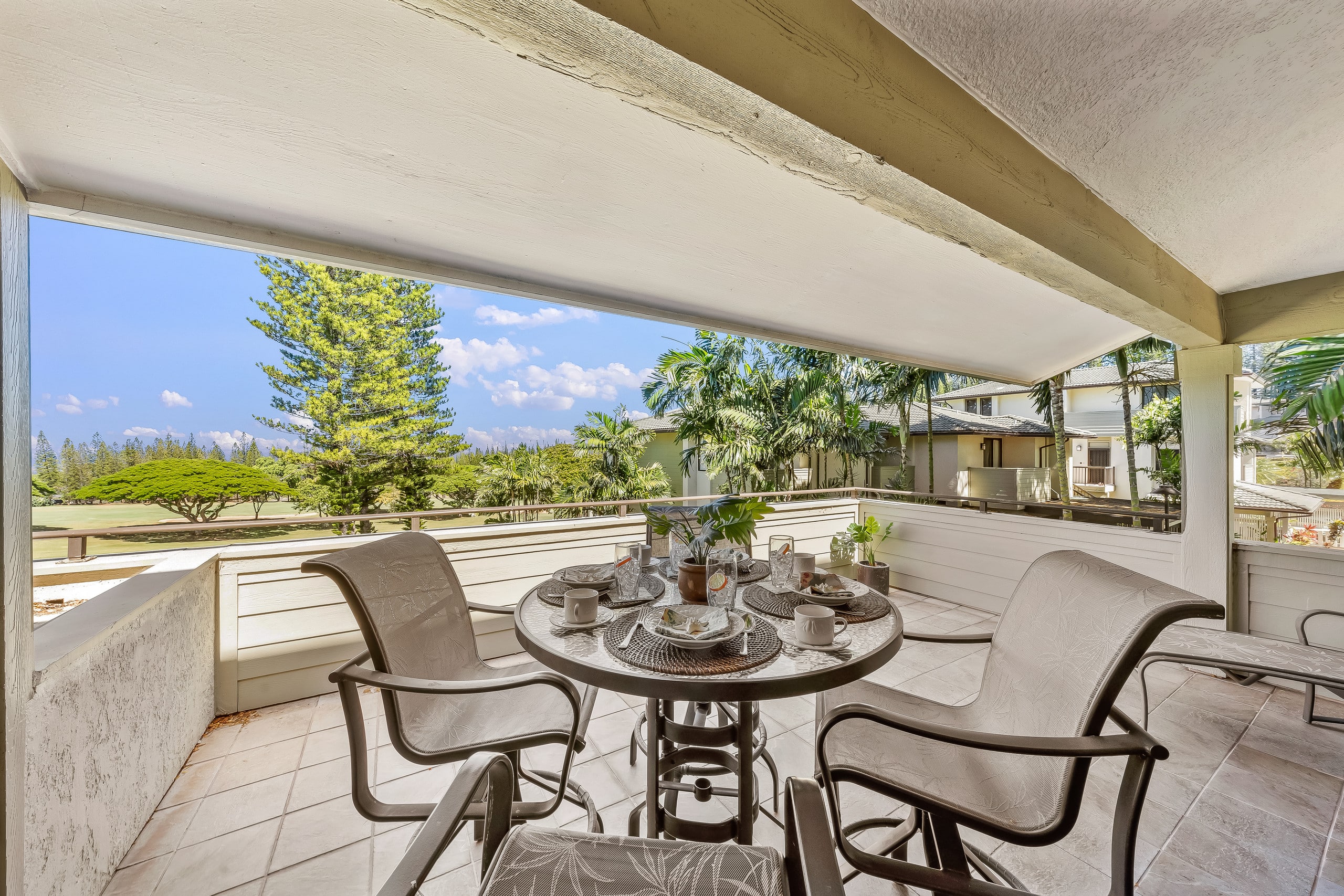 Condo in Lahaina · ★4.83 · 1 bedroom · 2 beds · 2 baths - Image 28