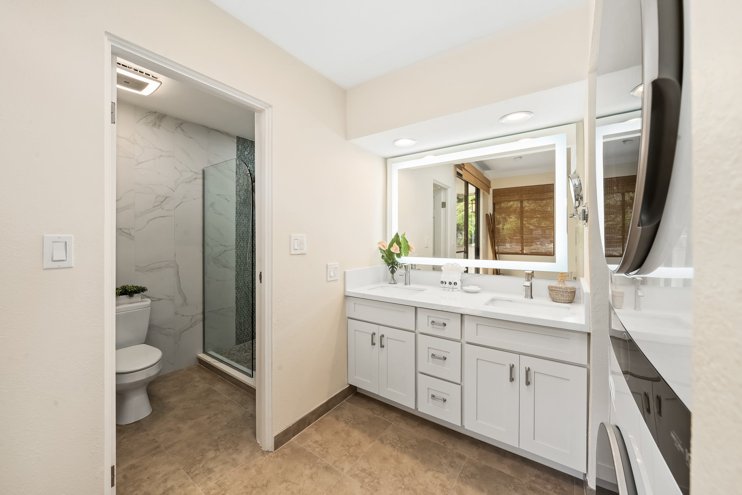 Condo in Lahaina · ★4.83 · 1 bedroom · 2 beds · 2 baths - Image 23