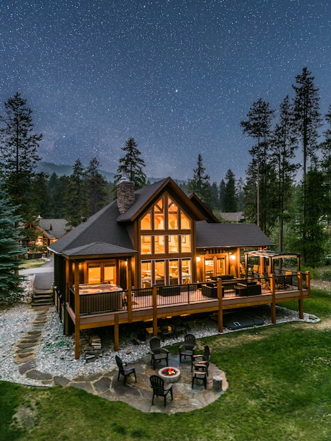 Mountain Paradise with Private Hot