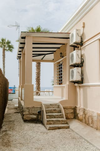 Seaward Suites managed Airbnb listing 1