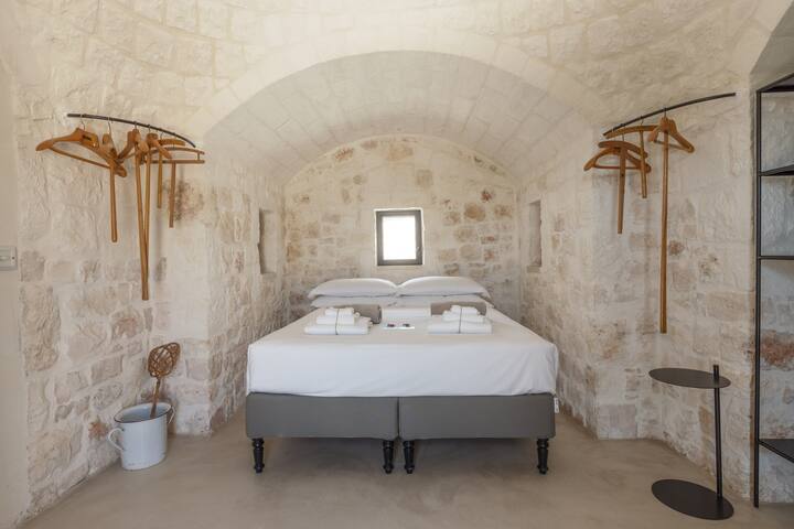 Trulli Meridiem con Piscina gallery image 5