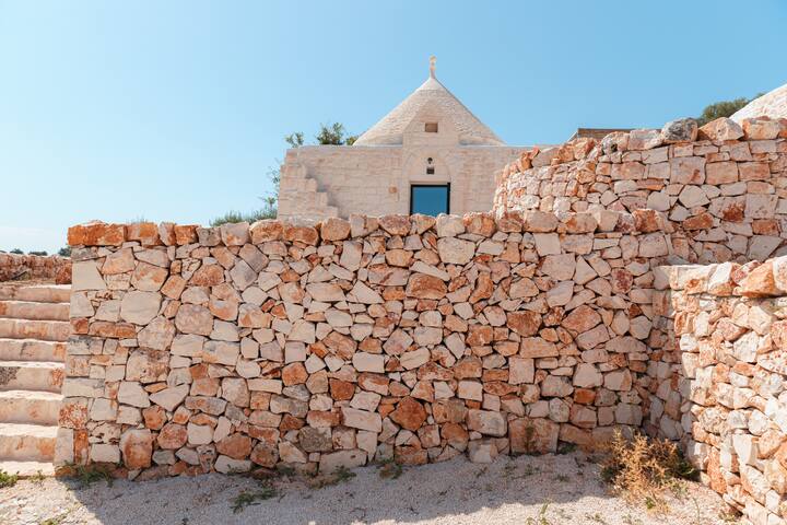 Trulli Meridiem con Piscina gallery image 4