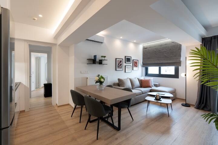 THE EDGE City & Beach: Athens Getaway W/ Gym