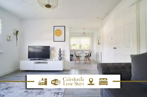 Modern Three Bedroom Retreat in South Lanarkshire