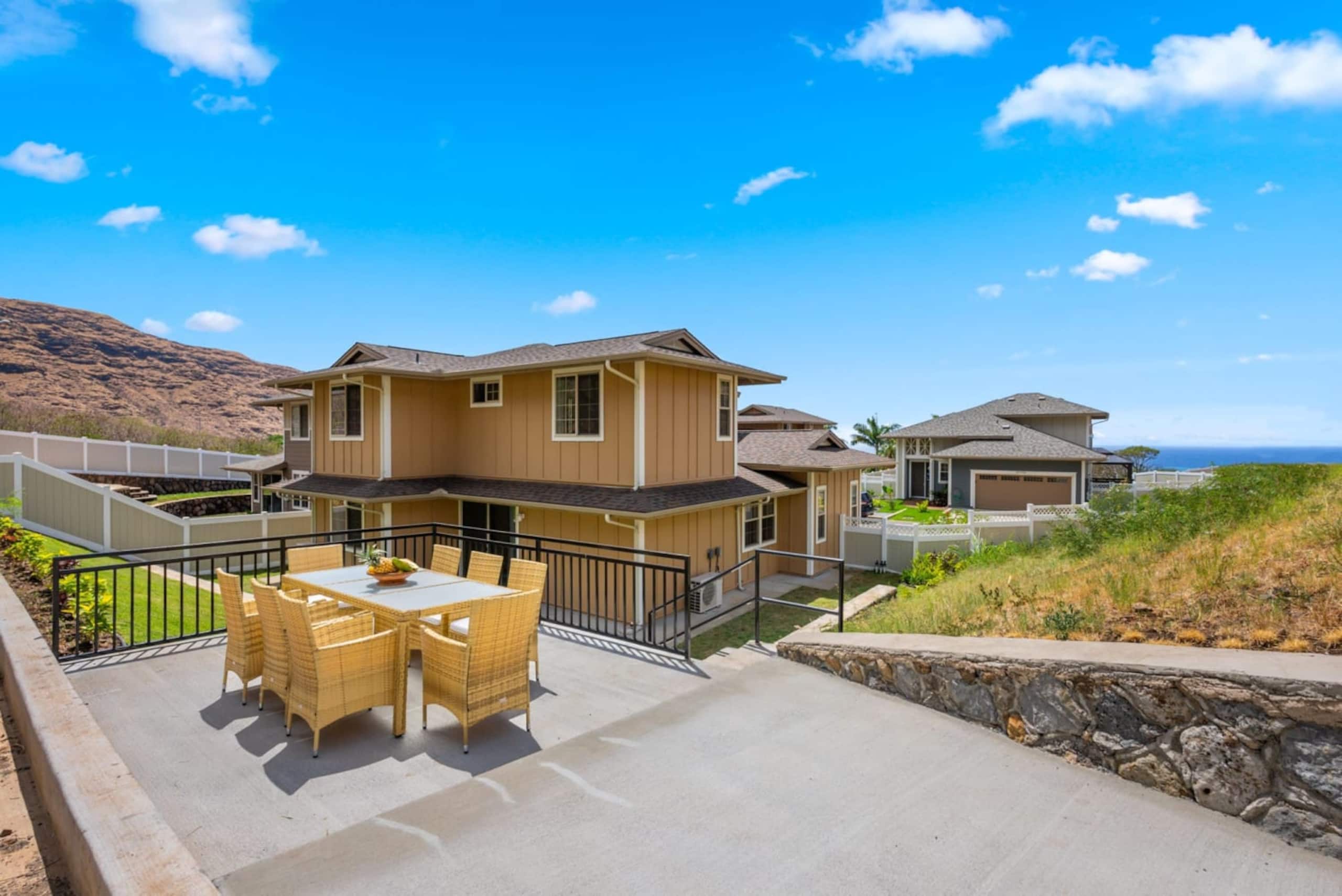 Home in Waianae · ★4.85 · 3 bedrooms · 4 beds · 2.5 private baths - Image 40