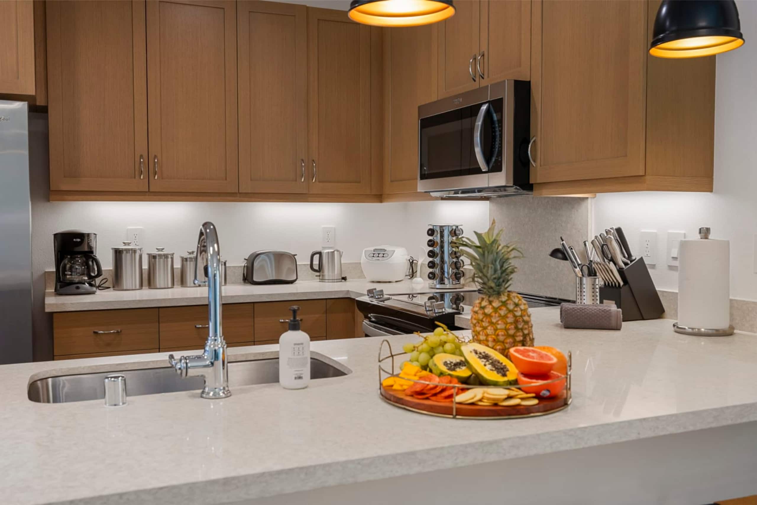 Home in Waianae · ★4.85 · 3 bedrooms · 4 beds · 2.5 private baths - Image 15