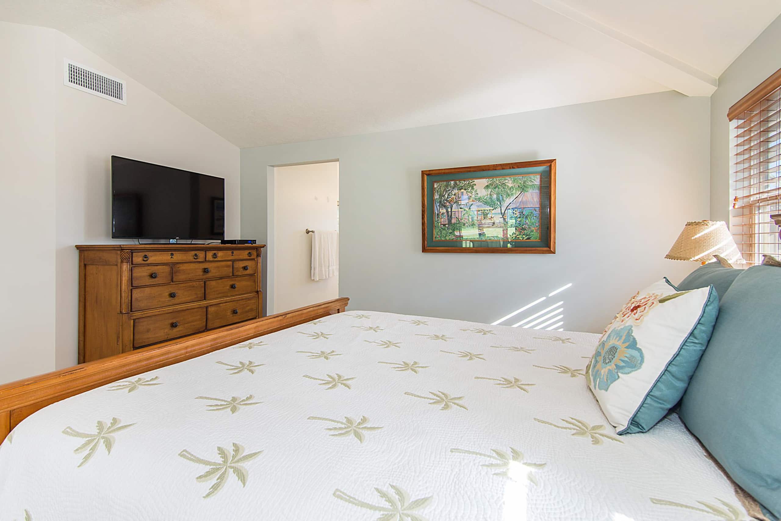 Condo in Princeville · ★4.78 · 3 bedrooms · 3 beds · 3 private baths - Image 7