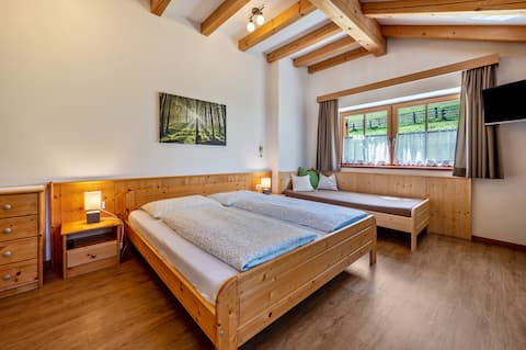 Top Airbnb: Urthalerhof Little Home in Olang