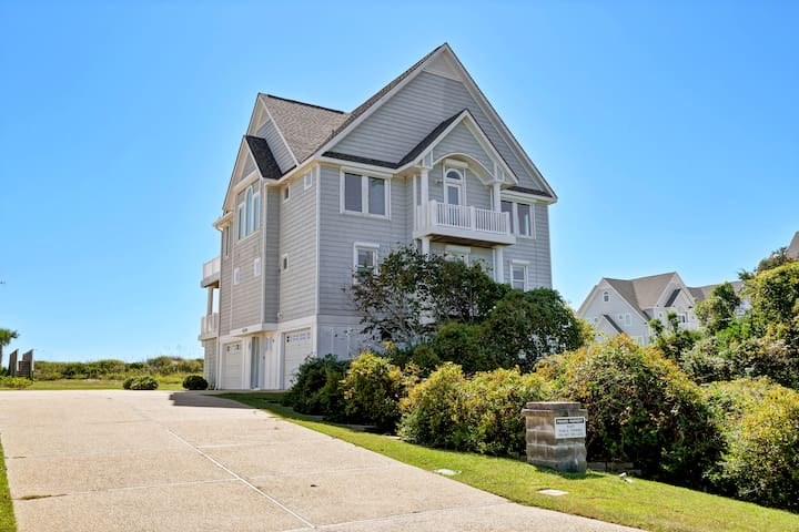 Coastal Premier Properties managed Airbnb listing 3