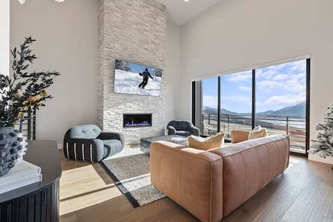 Hot Tub|Snowy Lake Mtn Views |Gorgeous New Home