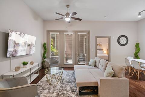 Grand-Lux | Spacious|  Free-Parking