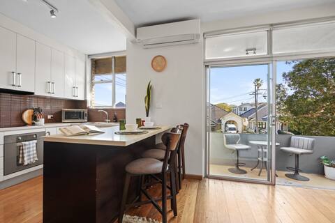 Sun-Kissed Bondi Hideaway
