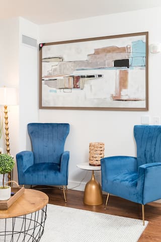 Back-Bay Upscale Central Condo Bos Common Downtown gallery image 4
