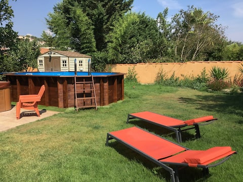 La Bastide Ronsard – 150 m² with pool and garden