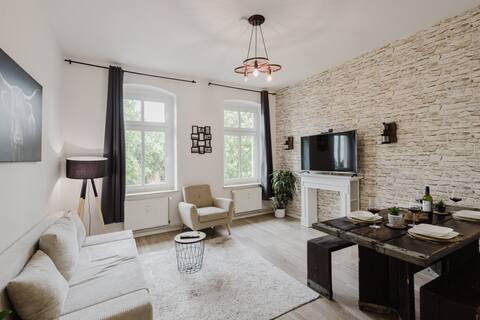 Vintage Appartement Bauhaus| 2 Bed Rooms| Netflix