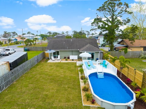 Swimming Pool and 3mins to Beach at Waterscape