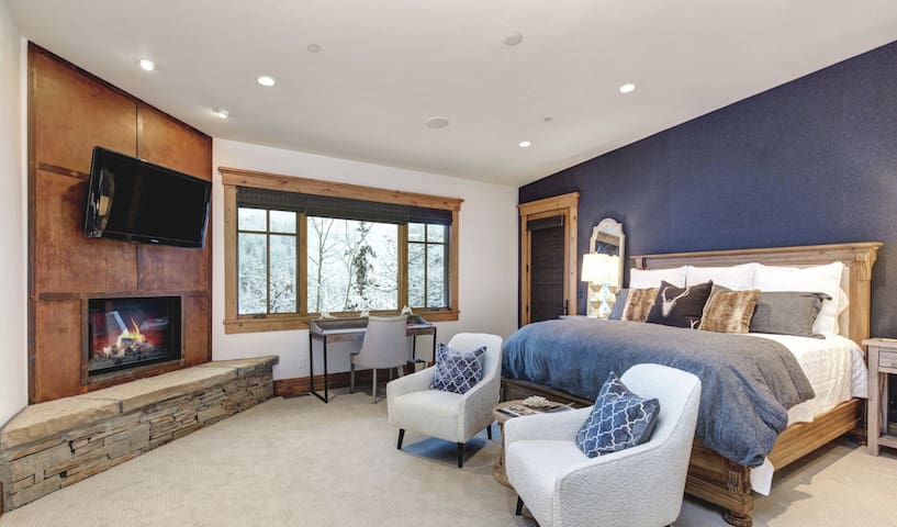 Abode at Benoit Lookout | Ski access lodge