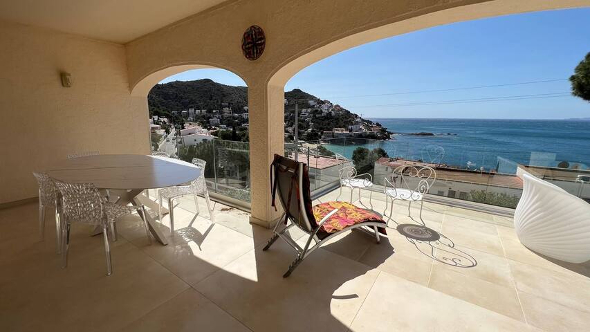 Beautiful house in Roses near the beach Av-45 gallery image 3