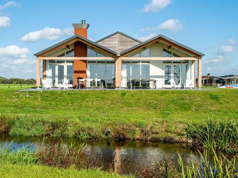Holiday home with an unobstructed view
