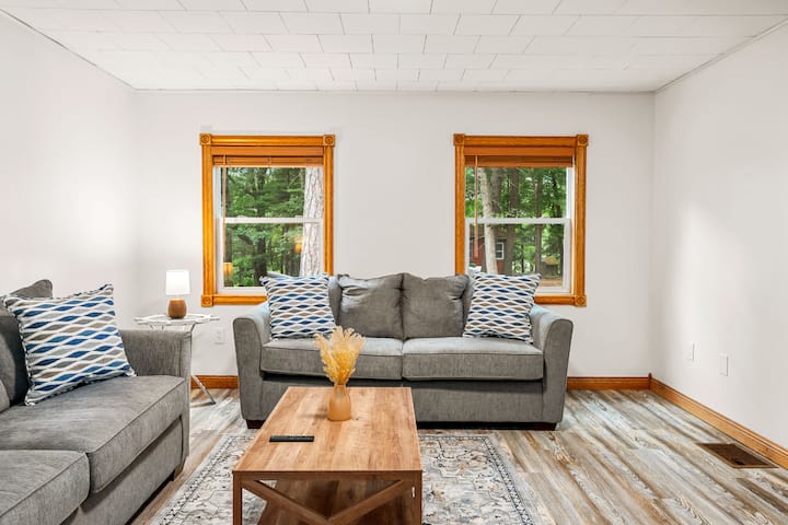 Larbutus Lspacious Lnear Tc Lbeach+sauna+hot Tub - Traverse City, MI
