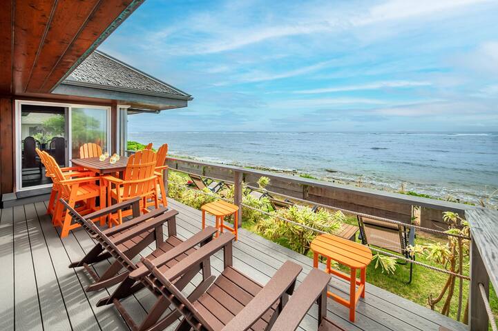 Beachfront Getaway with Panoramic Views