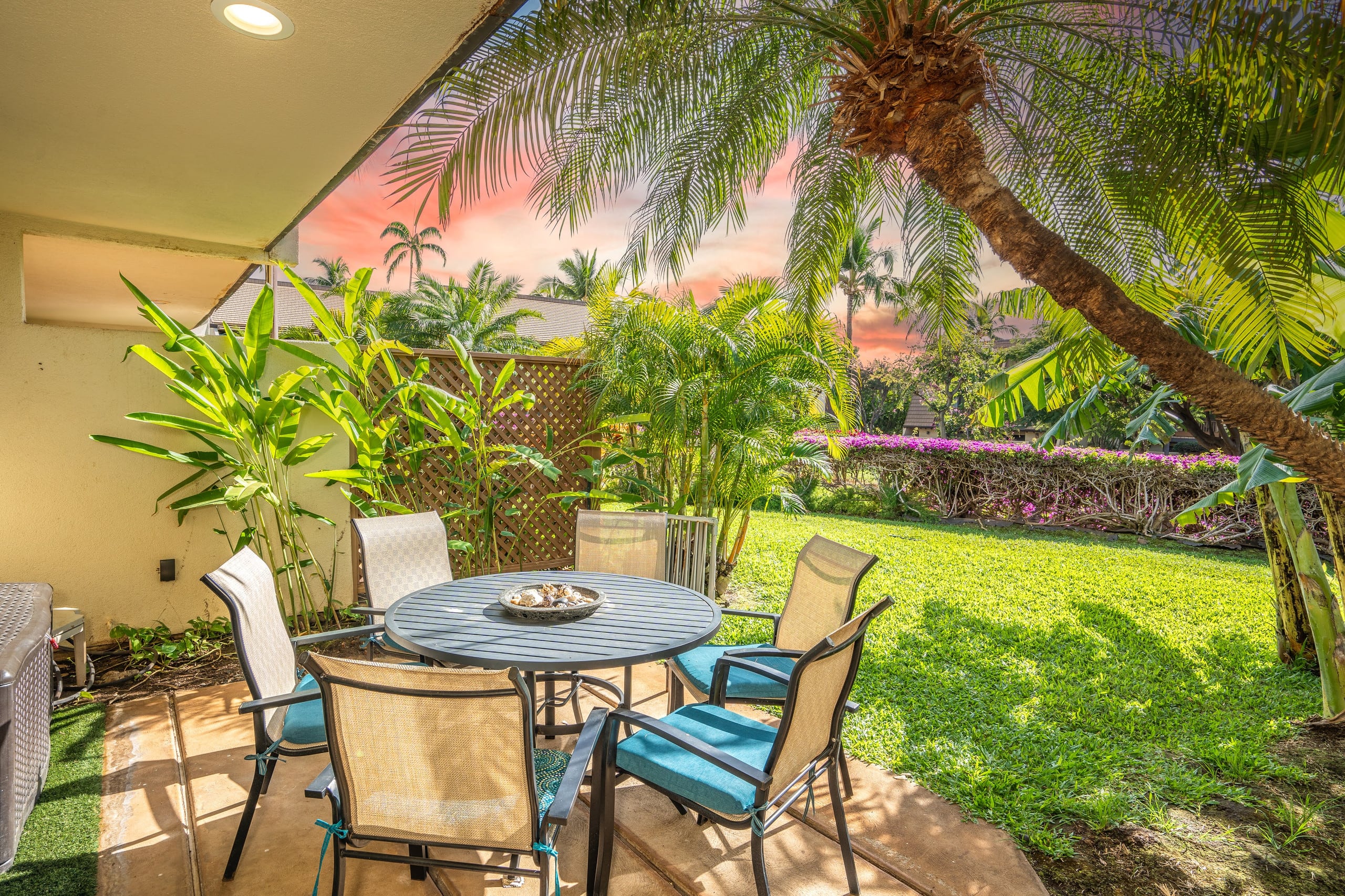 Condo in Kihei · ★5.0 · 2 bedrooms · 3 beds · 2 baths - Image 1