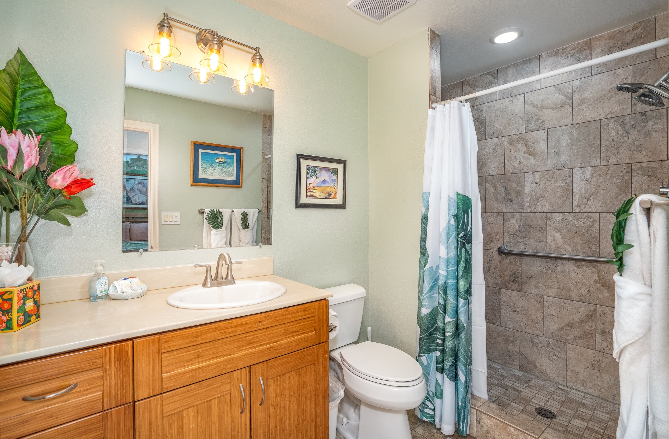 Condo in Kihei · ★5.0 · 2 bedrooms · 3 beds · 2 baths - Image 26